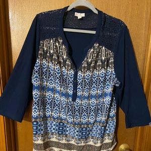 Blouse, geometric colored front